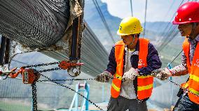 CHINA-GUIZHOU-BRIDGE-CONSTRUCTION (CN)