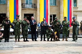 Colombia Honors Soldiers And Indigenous People Who Helped Rescue Missing Children