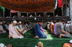 Sufi Muslim Saint Death Anniversary - Kashmir