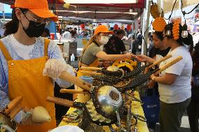 Hong Kong Style Egg Waffles