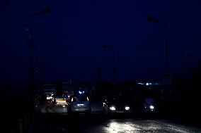 Defunct Street Lights Cause Inconvenience To Pedestrians