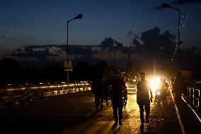 Defunct Street Lights Cause Inconvenience To Pedestrians