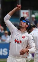 Essex v Warwickshire - LV=County Championship - Division One