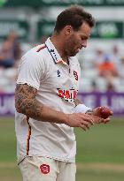 Essex v Warwickshire - LV=County Championship - Division One