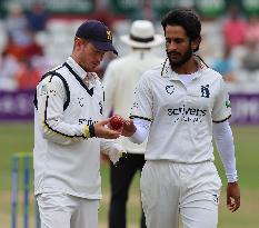 Essex v Warwickshire - LV=County Championship - Division One