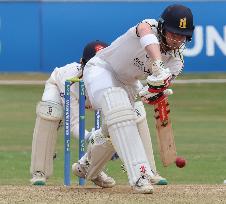 Essex v Warwickshire - LV=County Championship - Division One