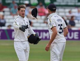 Essex v Warwickshire - LV=County Championship - Division One