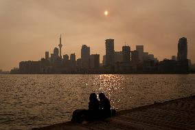 Wildfires Smoke Covers Toronto