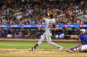 Milwaukee Brewers v New York Mets