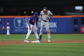 Milwaukee Brewers v New York Mets