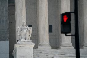 U.S.-WASHINGTON, D.C.-SUPREME COURT-COLLEGE ADMISSIONS POLICIES-RULING