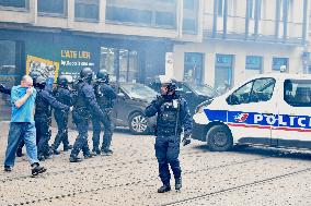 Wild Demonstration - Strasbourg