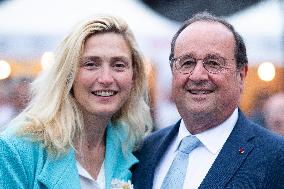 Rochefort - Julie Gayet et Francois Hollande