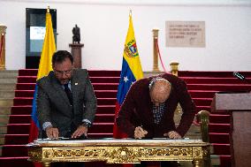 Colombia and Venezuela Sign Cooperation Agreement