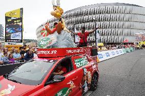 Ambiance in Bilbao, before the first stage of the Tour de France