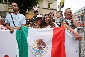 Ambiance in Bilbao, before the first stage of the Tour de France