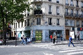 Closed Retails Stores In Paris Due To Bad Economic Situation