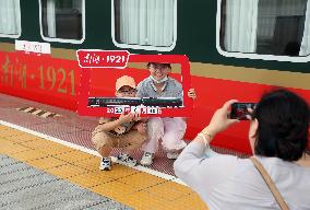 CHINA-SHANGHAI-RED CULTURE-THEMED TOURISM TRAIN (CN)