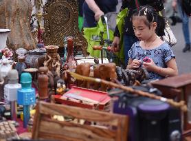 AUSTRIA-VIENNA-FLEA MARKET