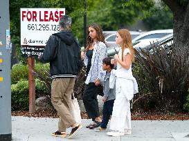 Jessica Alba And Family Out In LA