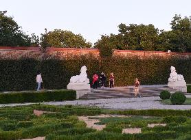AUSTRIA-VIENNA-BELVEDERE GARDEN