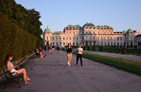 AUSTRIA-VIENNA-BELVEDERE GARDEN