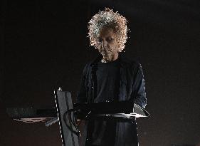 The Cure Performing A Lost World Tour - Miami