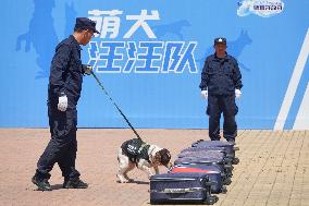 Police Camp Open Day in Yantai