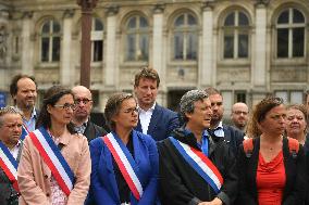 Gathering In Front Of The Town Hall Of Paris