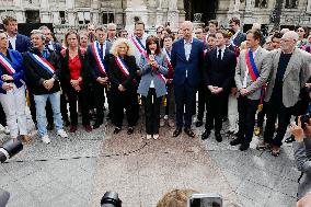 Gathering In Front Of The Town Hall Of Paris