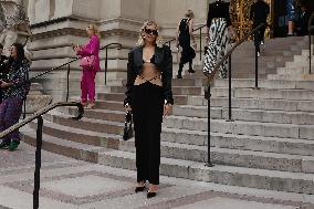 PFW - Schiaparelli Haute Couture Spring Summer 2023 - Arrivals NB