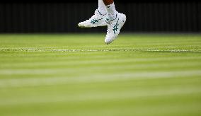 (SP)BRITAIN-LONDON-TENNIS-WIMBLEDON-DAY 1