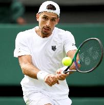 (SP)BRITAIN-LONDON-TENNIS-WIMBLEDON-DAY 1