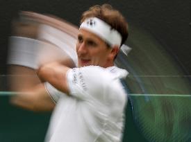 (SP)BRITAIN-LONDON-TENNIS-WIMBLEDON-DAY 1