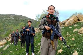 Iranian Women Guerrilla - Iraq