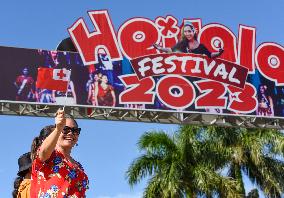 TONGA-NUKU'ALOFA-HOLIDAY PARADE