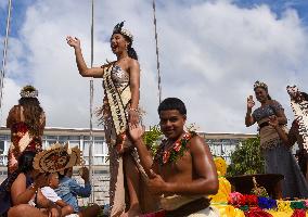 TONGA-NUKU'ALOFA-HOLIDAY PARADE