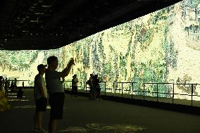 Along the River During the Qingming Festival Exhibition in Nanning