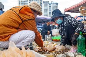 Crystal Capital of The World In Lianyungang