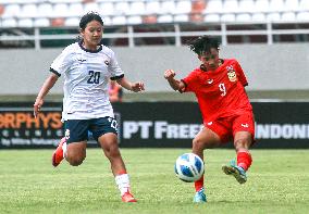 (SP)INDONESIA-PALEMBANG-AFF U-19-WOMEN'S CHAMPIONSHIP-CAMBODIA VS LAOS