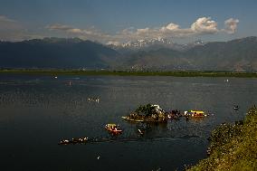 Wular View Point Submerged Due To Increase In Water Level