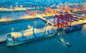 Suzhou Port Trade Growth