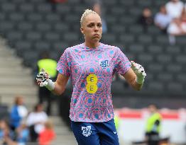 England v Portugal - Women's International Friendly