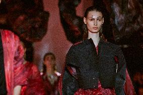 PFW - Yuima Nakazato Runway