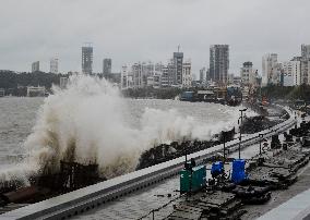 High Tide In Mumbai