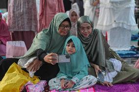 Indonesian Muslims  Celebrate Eid Al Adha
