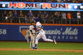 San Francisco Giants v New York Mets