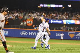 San Francisco Giants v New York Mets