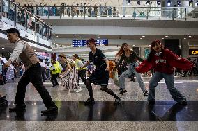 Hong Kong International Airport Marks 25 Anniversary