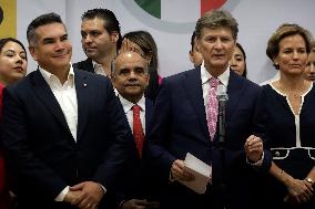 Enrique De La Madrid Registers As A Candidate For The Presidency Of Mexico